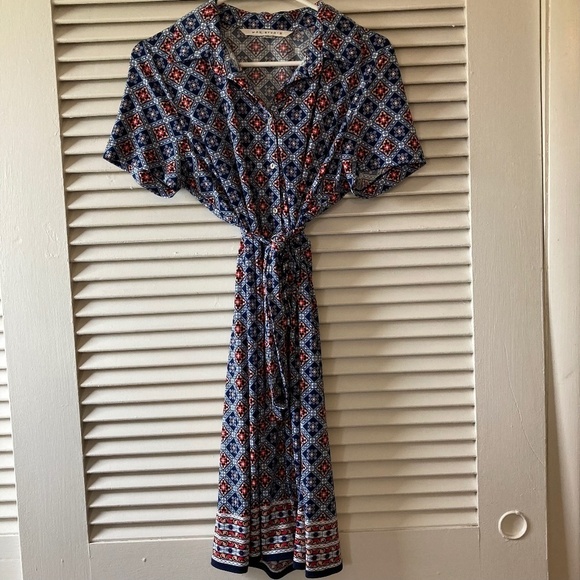 Max Studio Dresses & Skirts - Max Studio Shirt Dress w/Peter Pan Collar and Tie Belt